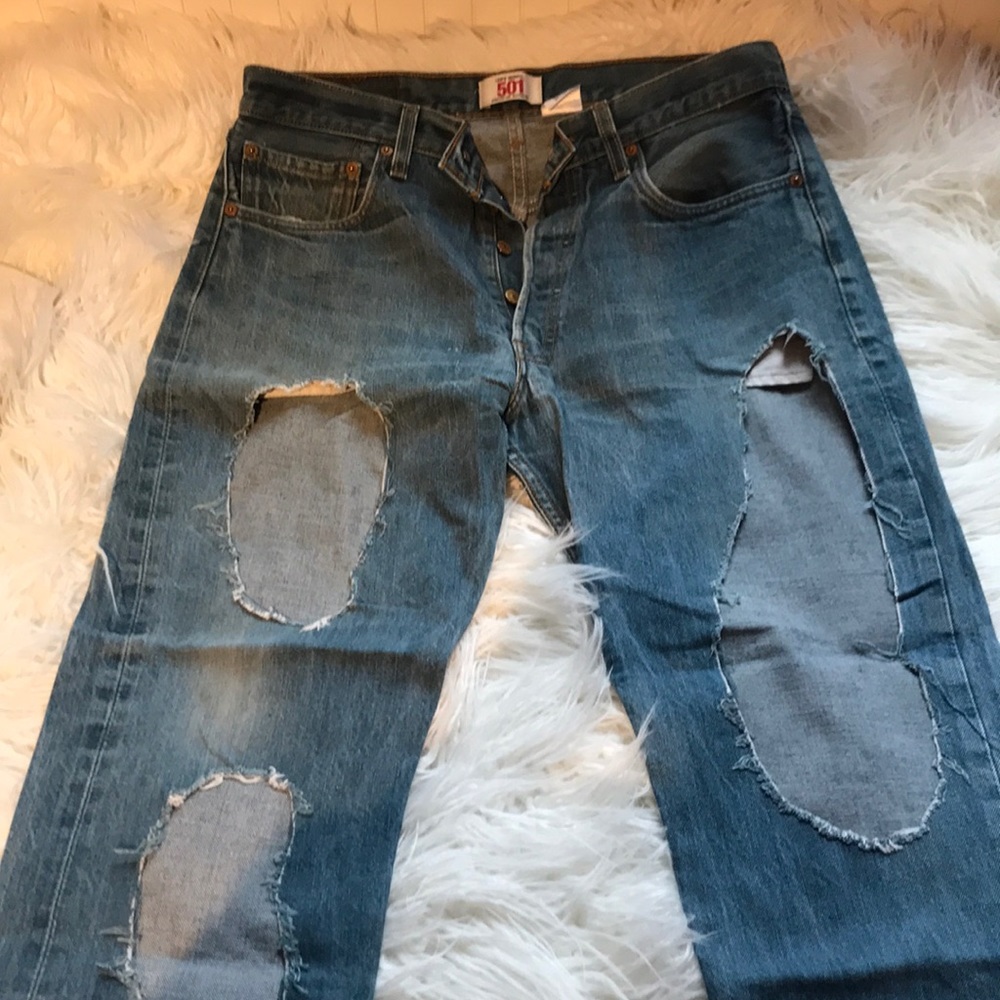 LEVI jeans brand new / never worn without a tag